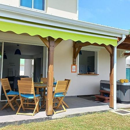 Villa Lovado Avec Jacuzzi サン・フランソワ エクステリア 写真